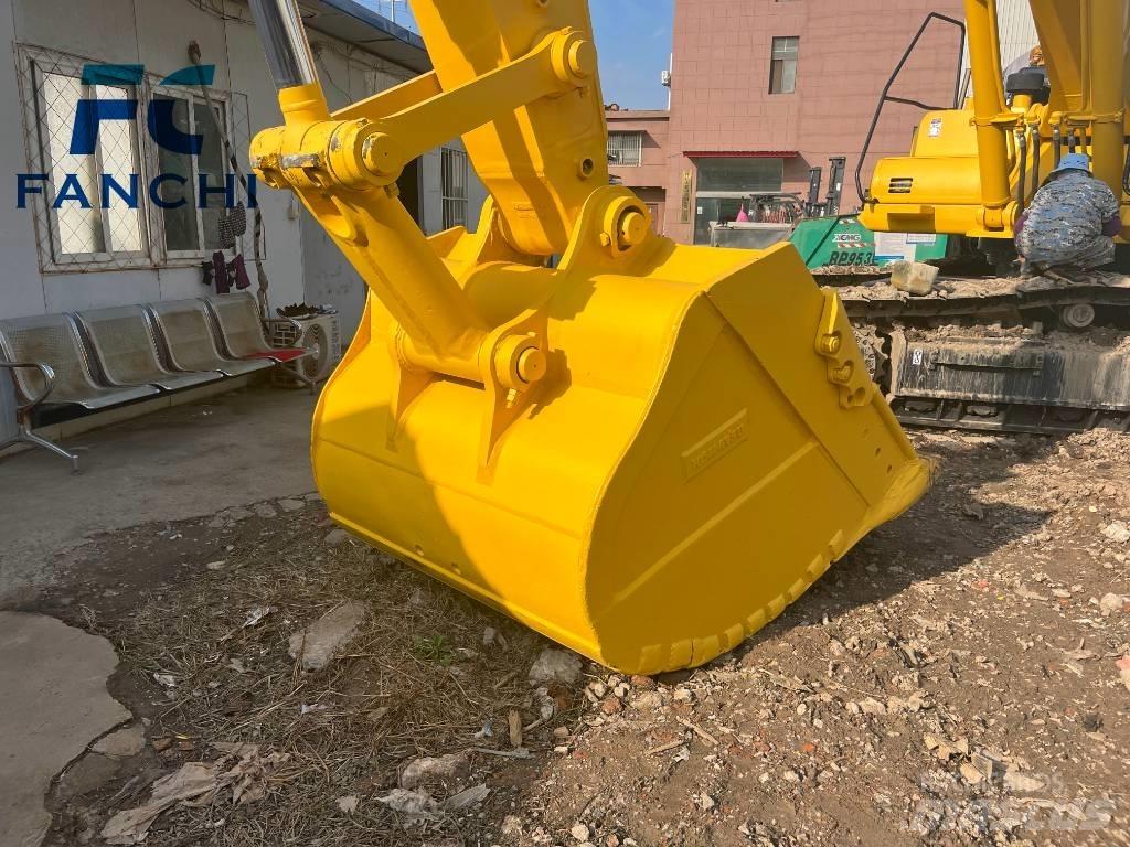Komatsu PC 450-8 Beltegraver