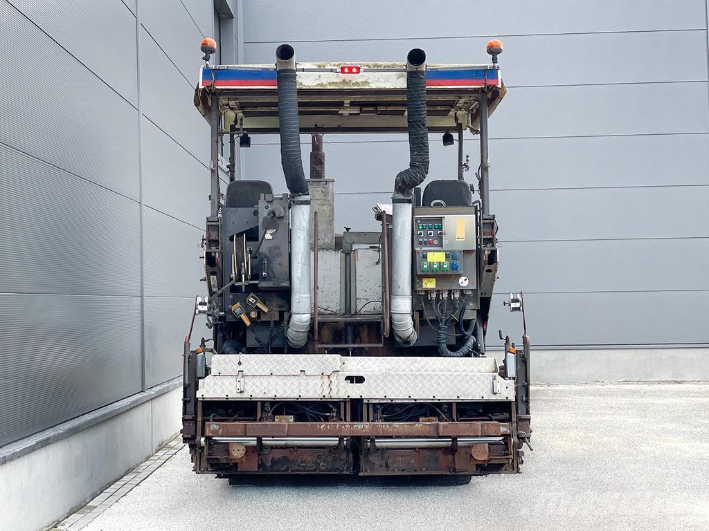 ABG 7820B Asfaltutleggere