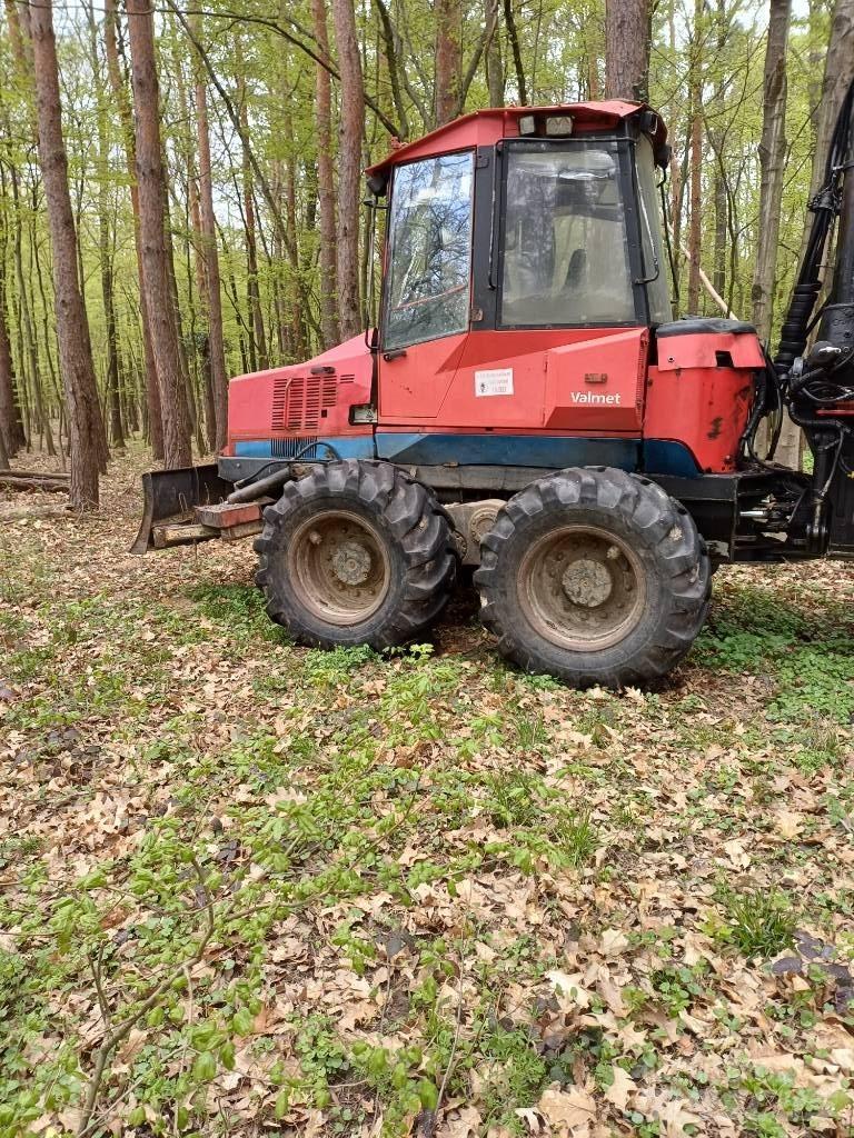 Valmet 840.2 Lassbærere