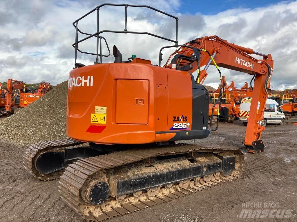 Hitachi ZX225USLC-6 Beltegraver