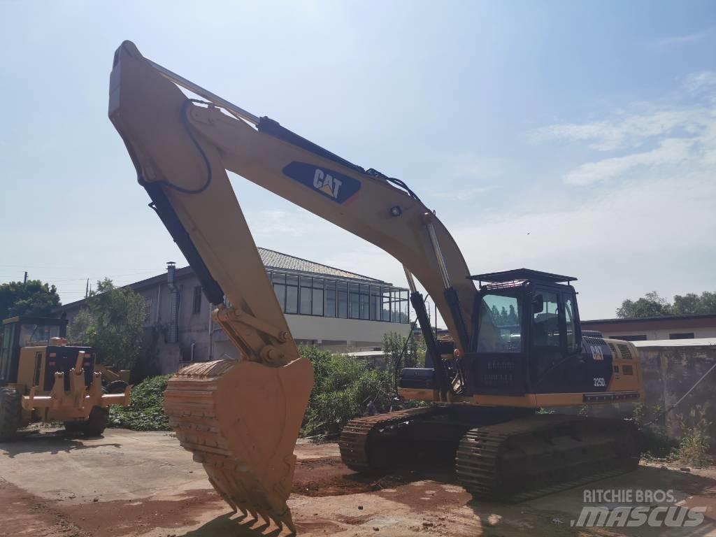 CAT 325DL Beltegraver