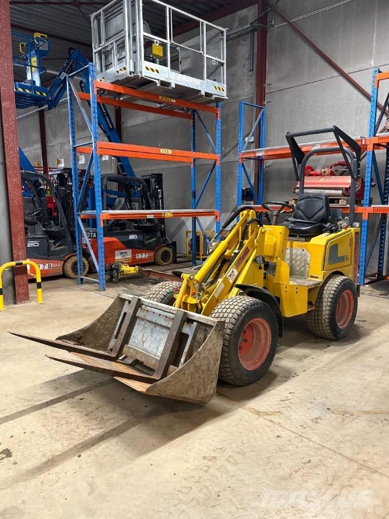 Knikmops KM 130 Hjullastere