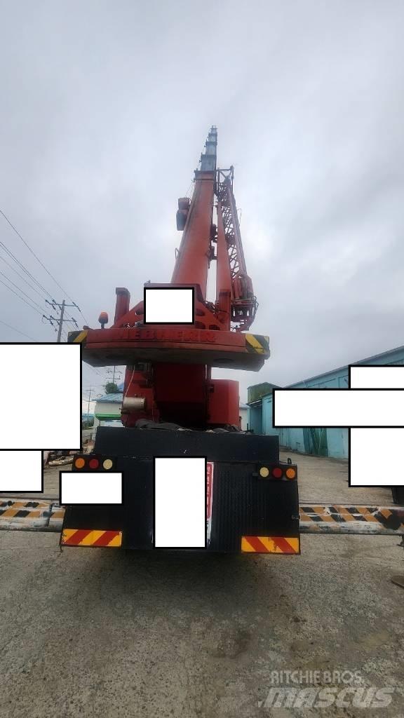 Liebherr LTM 1055-1 Allterreng kraner