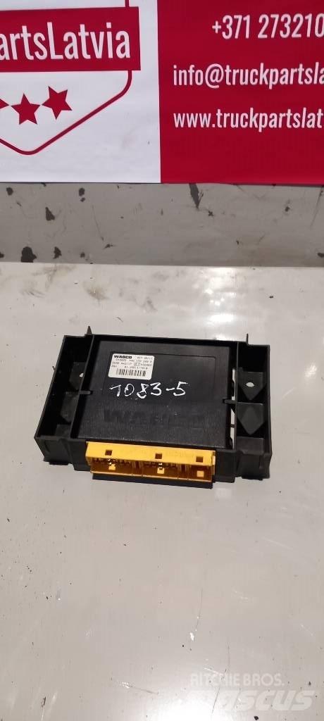 MAN TGX.  81258117018 Lys - Elektronikk