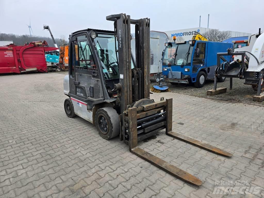 Nissan 30 YG1D2A30Q Diesel Trucker