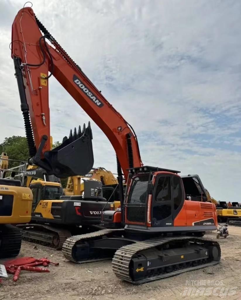 Doosan DX 225 Beltegraver