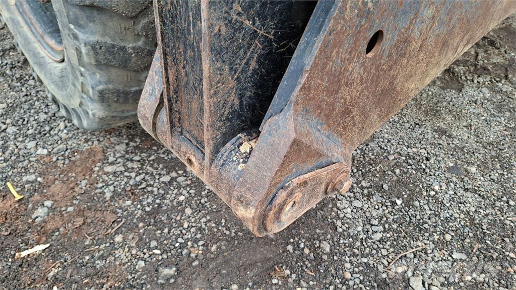 CAT M313D 4X4 Anlegg - Annet