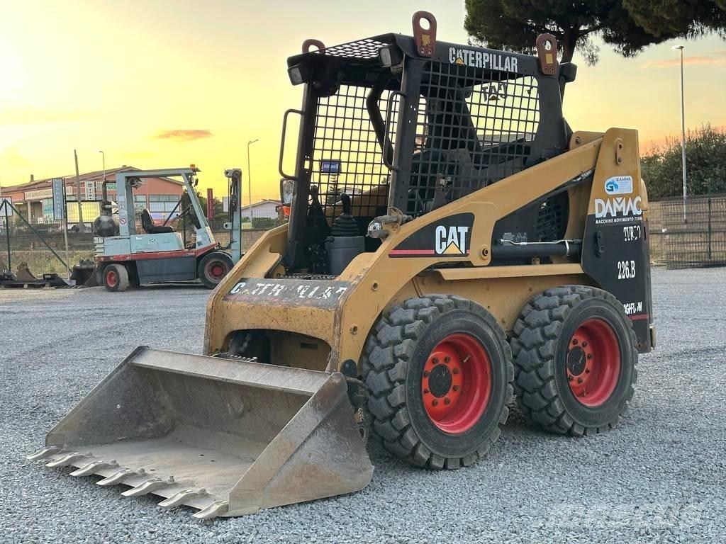 CAT 226BHF Minilastere
