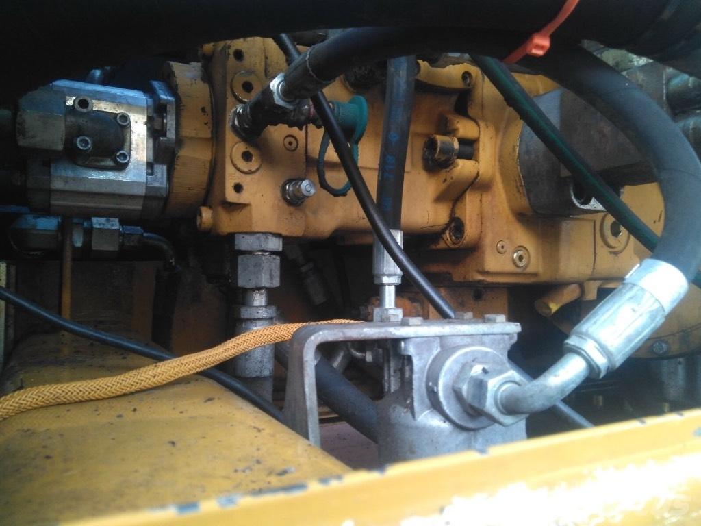CAT M 322D MH Gravemaskiner for avfallshåndtering