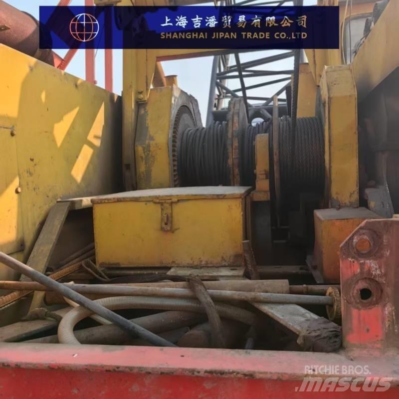 Hitachi KH180 Beltegående Kran
