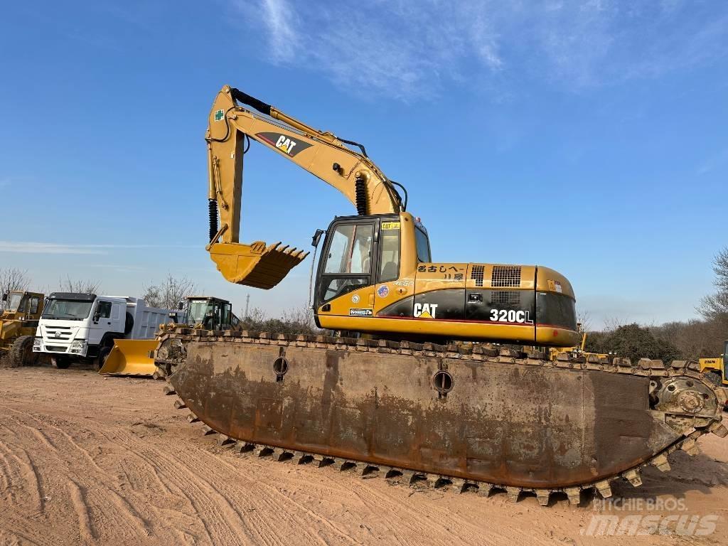 CAT 320 C L Amfibiske Gravemaskiner