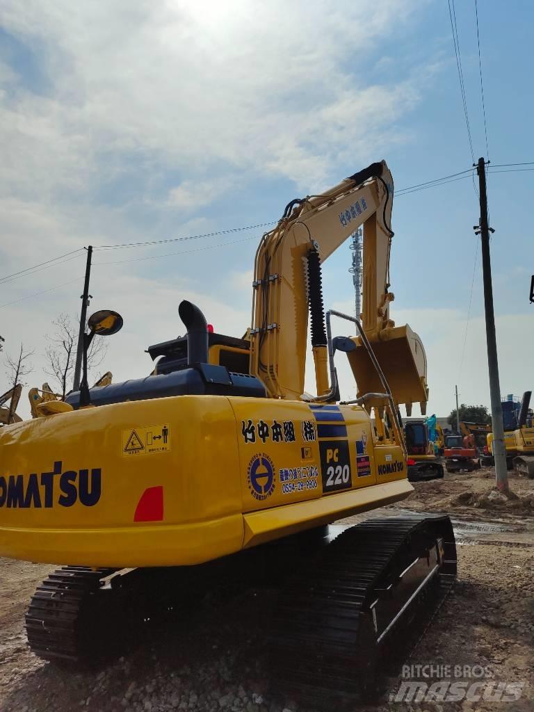 Komatsu PC 220 Beltegraver