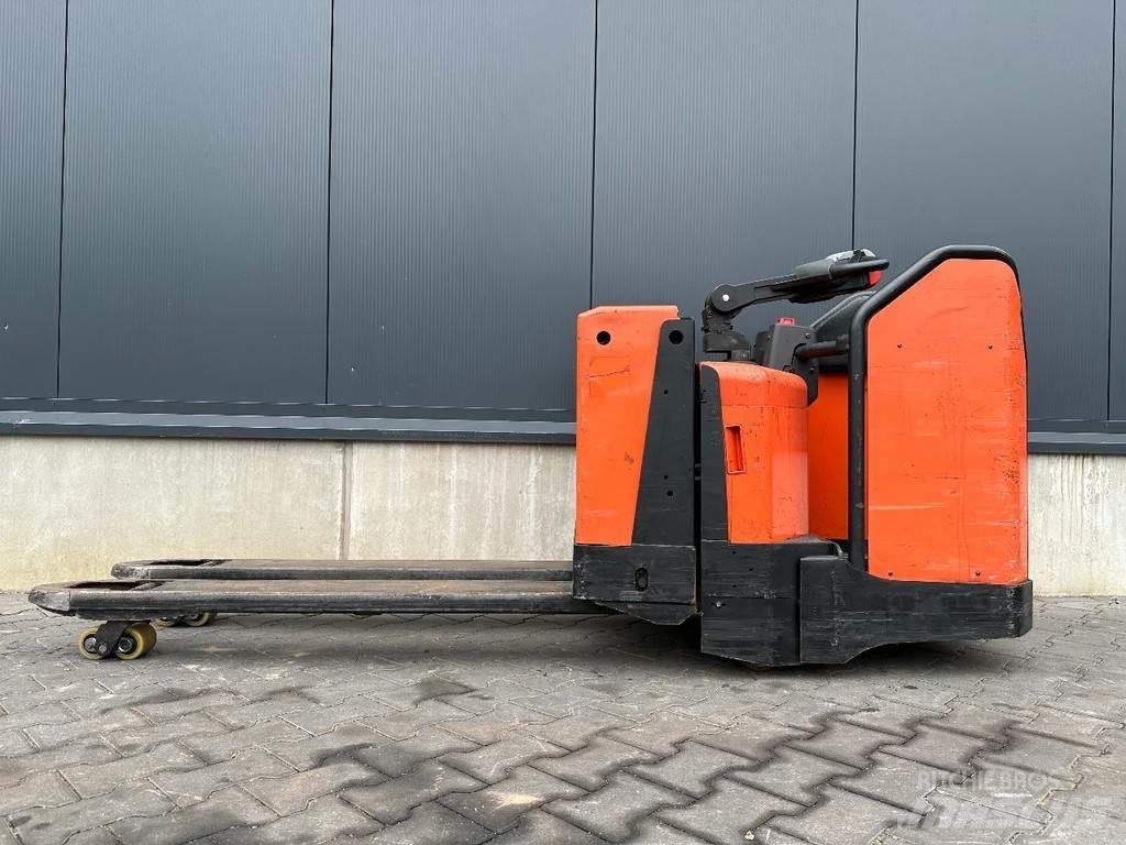 BT LPE200/8 Ledestablere