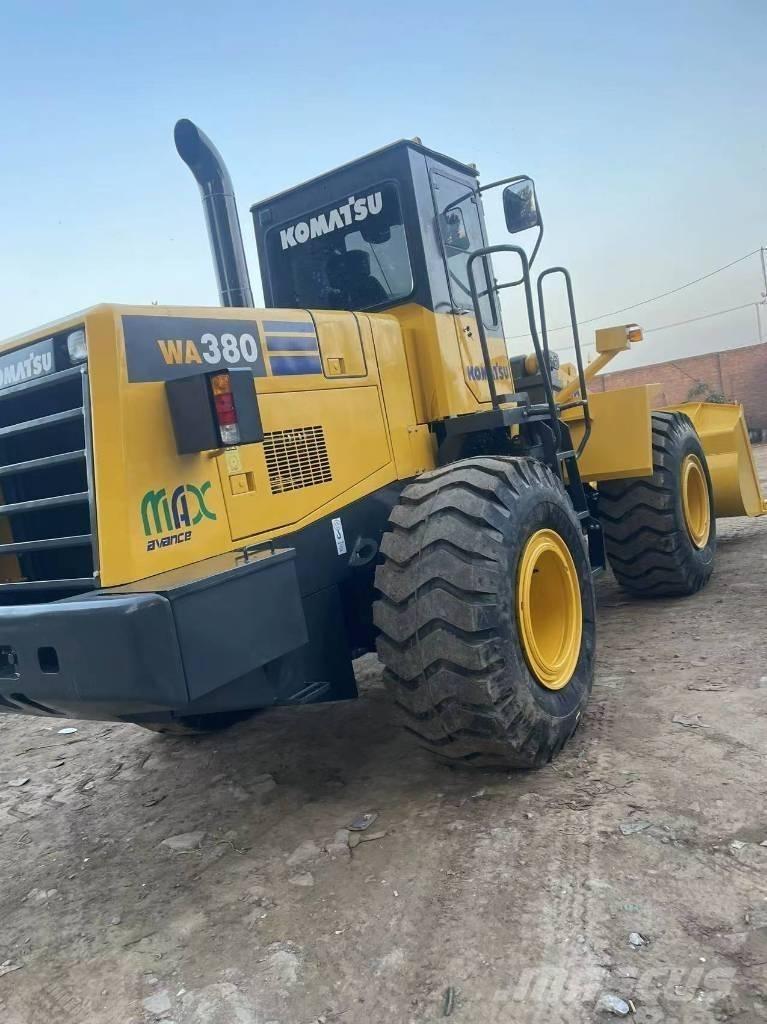 Komatsu WA 380 Hjullastere