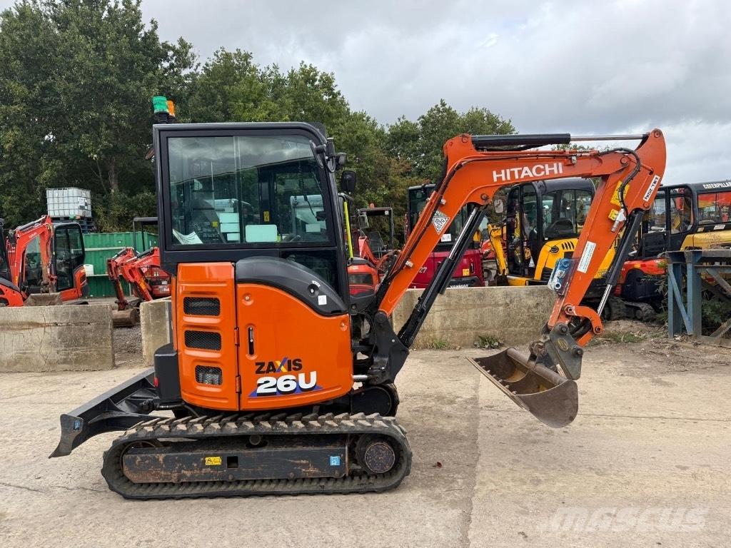 Hitachi ZX 26 U-6 CR Minigravere <7t
