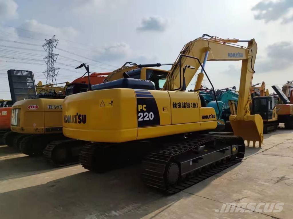 Komatsu PC 220 Beltegraver
