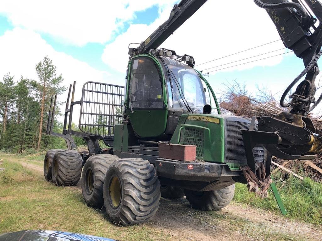 John Deere 810 E Lassbærere