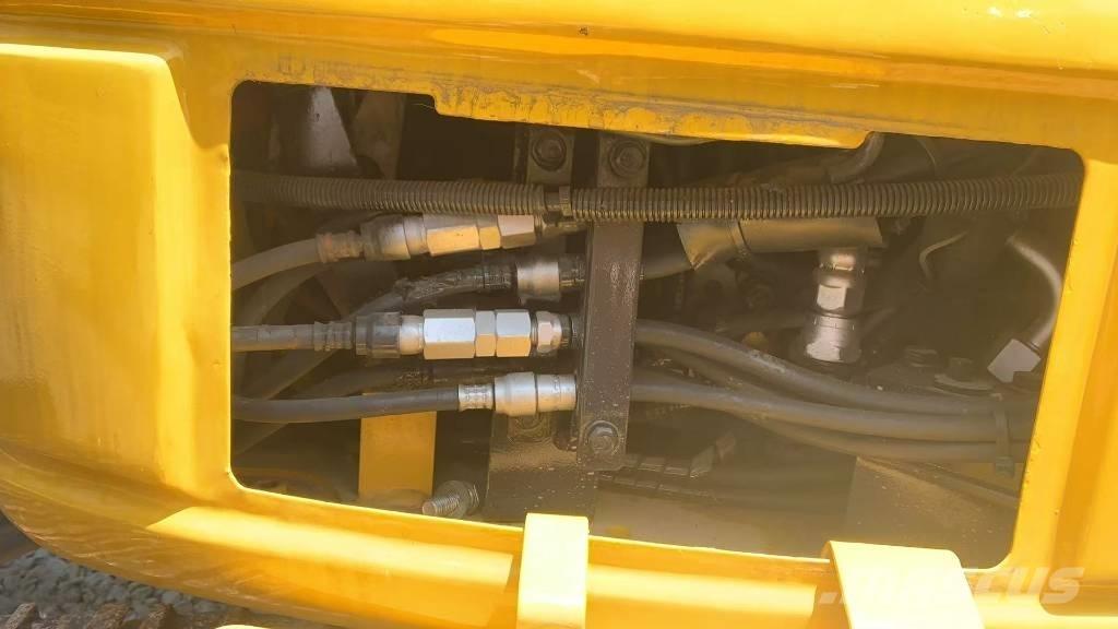 Komatsu PC 40 MR Beltegraver