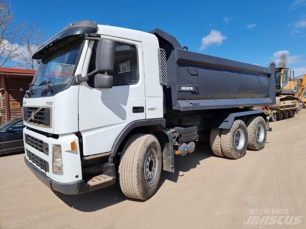 Volvo FM420 6x4 Liftdumper biler