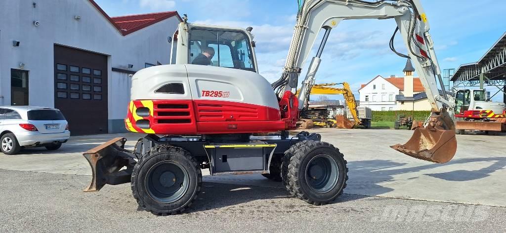 Takeuchi TB 295W Hjulgravere