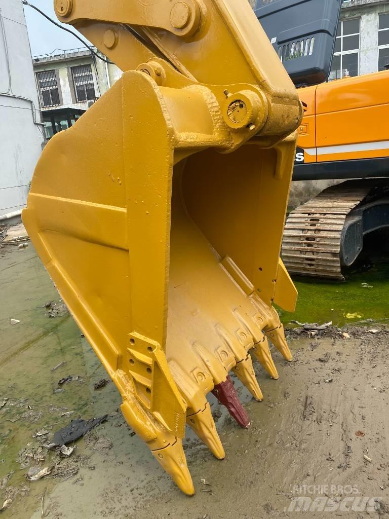 CAT 330 D Beltegraver