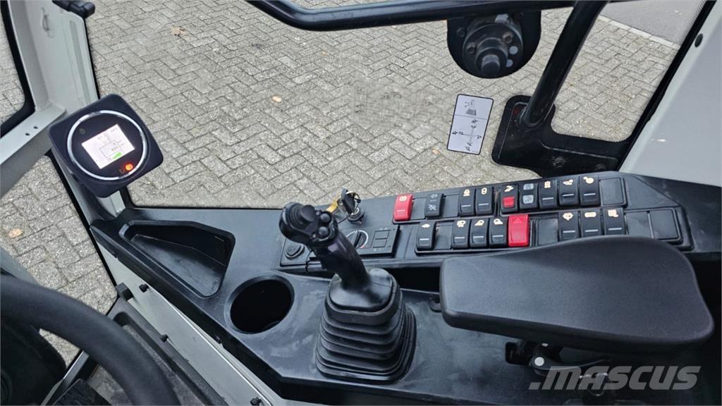 CLAAS Torion 535 Hjullastere