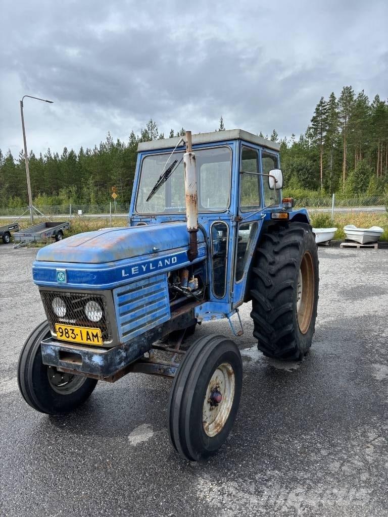Leyland 270 Traktorer