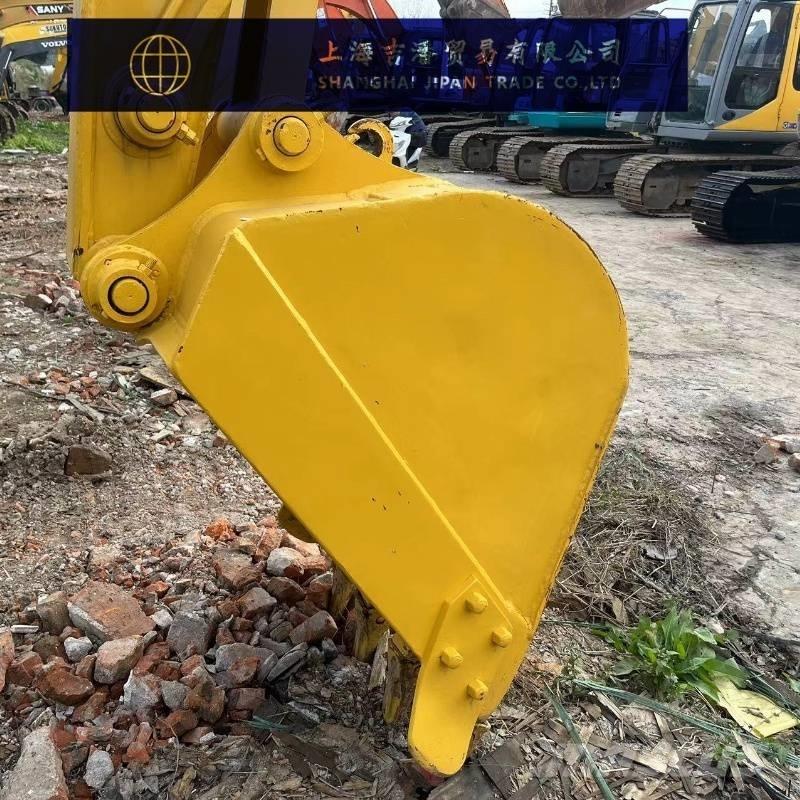 Komatsu PC 138 Beltegraver