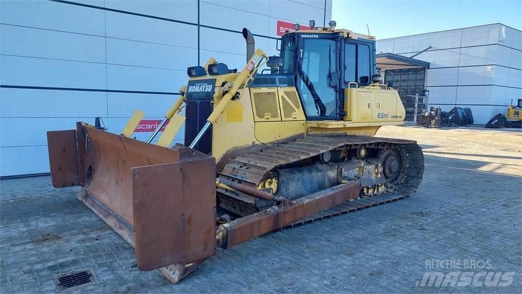 Komatsu D65PX-18 Dozere Beltegående