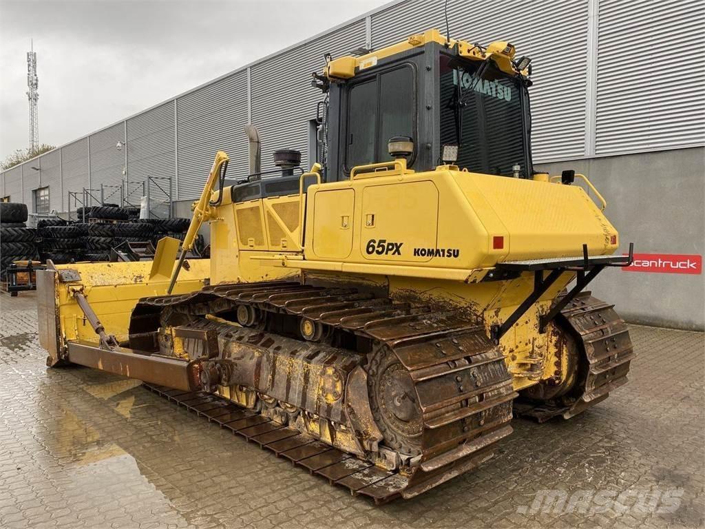 Komatsu D65PX-18 Dozere Beltegående