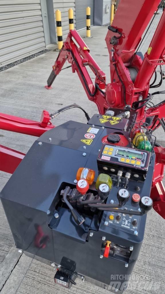 Unic URW 295 Minikraner