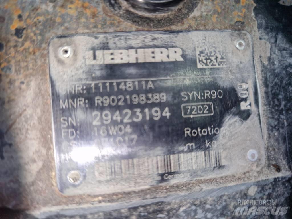 Liebherr L 586 Hydraulikk