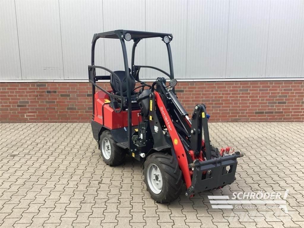 Schäffer 1622 Minilastere