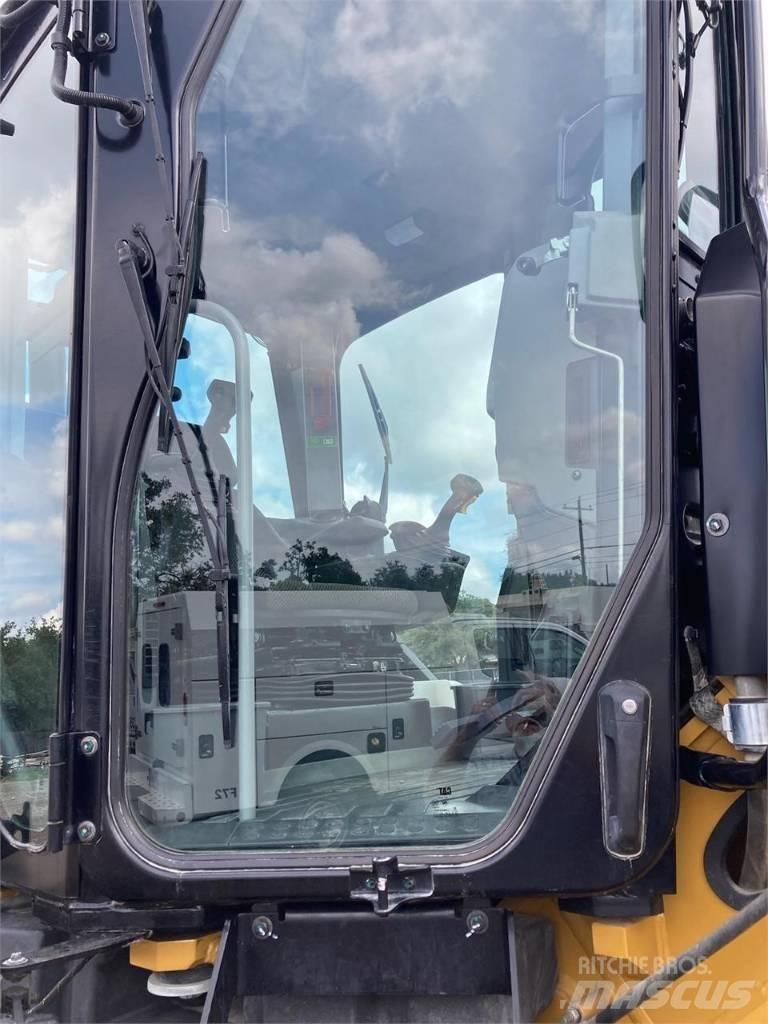 CAT 12 M 3 Veihøvler