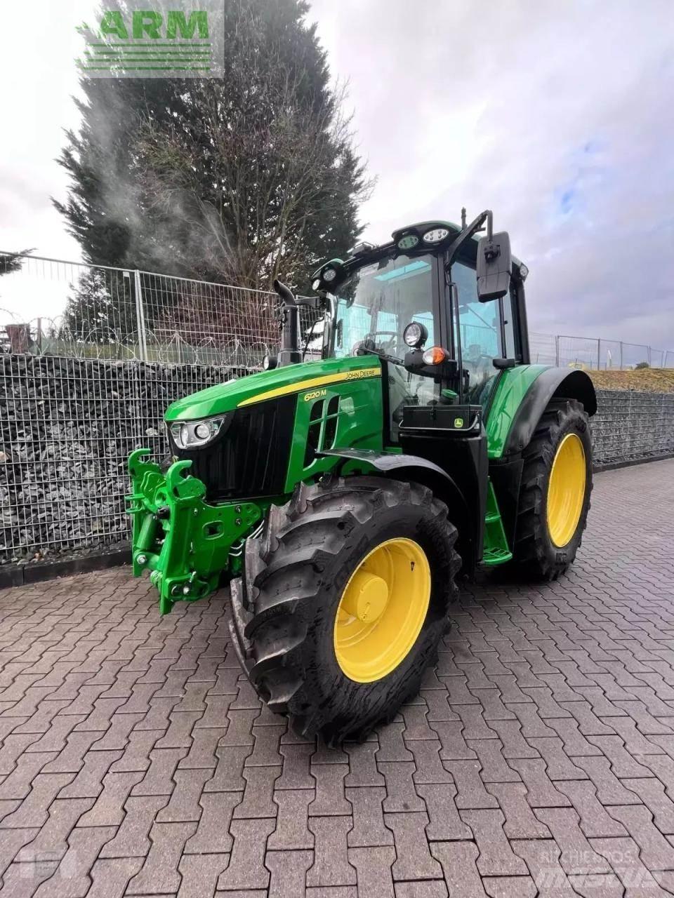 John Deere 6120m Traktorer