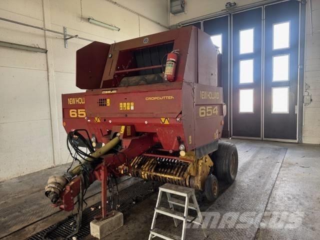 New Holland 654 Rundballepresser