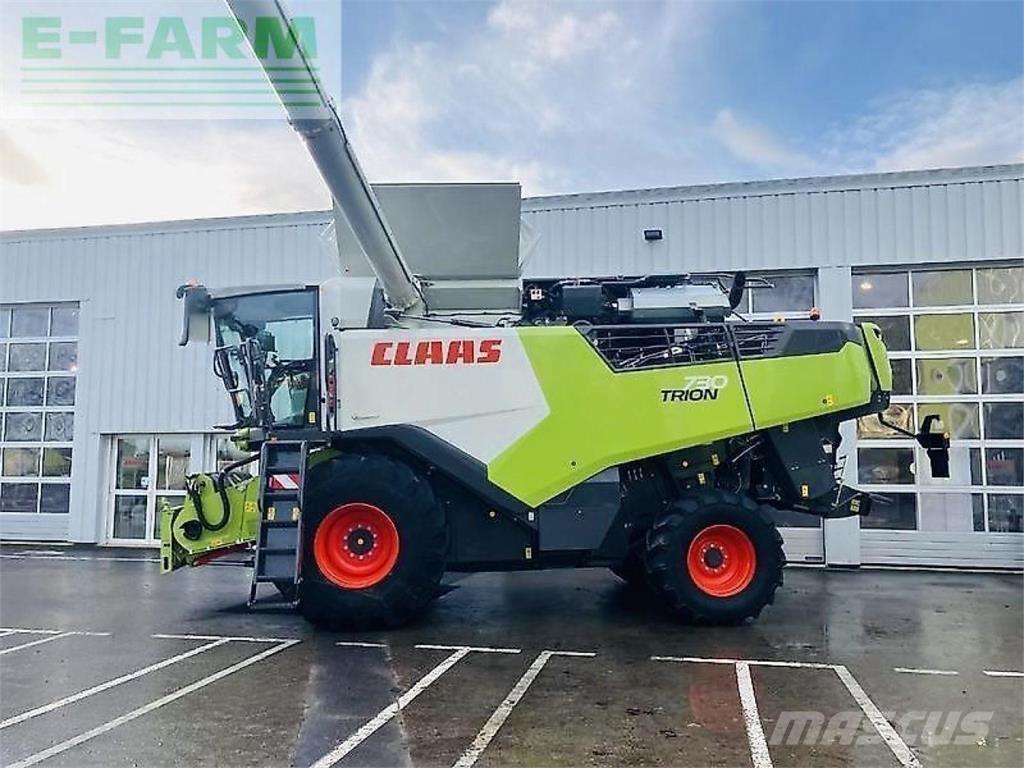 CLAAS trion 730 Skurtreskere
