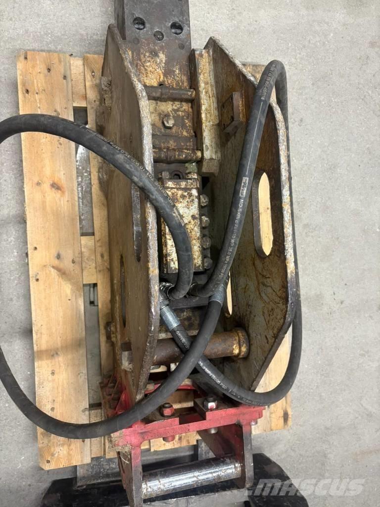  Huppi 402 Hydrauliske hammere