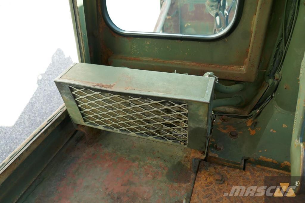 CAT D7G Ex-army Dozere Beltegående