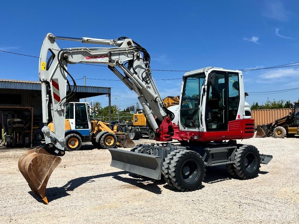 Takeuchi TB 295 Hjulgravere