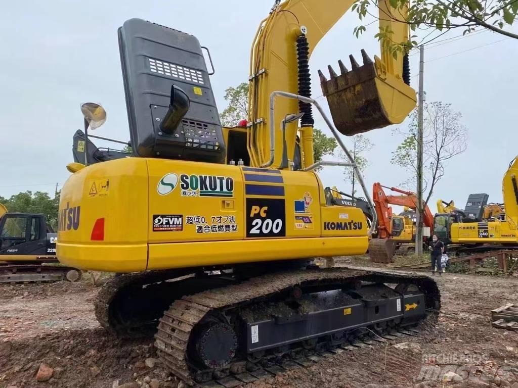 Komatsu 200-8 Beltegraver
