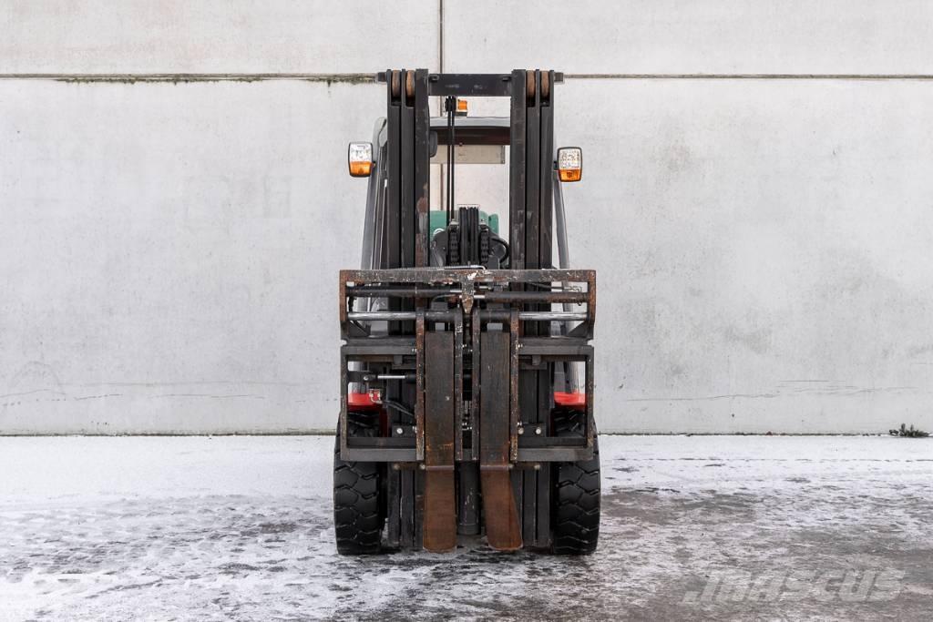 Manitou MI 35 G Propan trucker