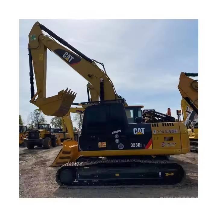 CAT 323 D2L Beltegraver