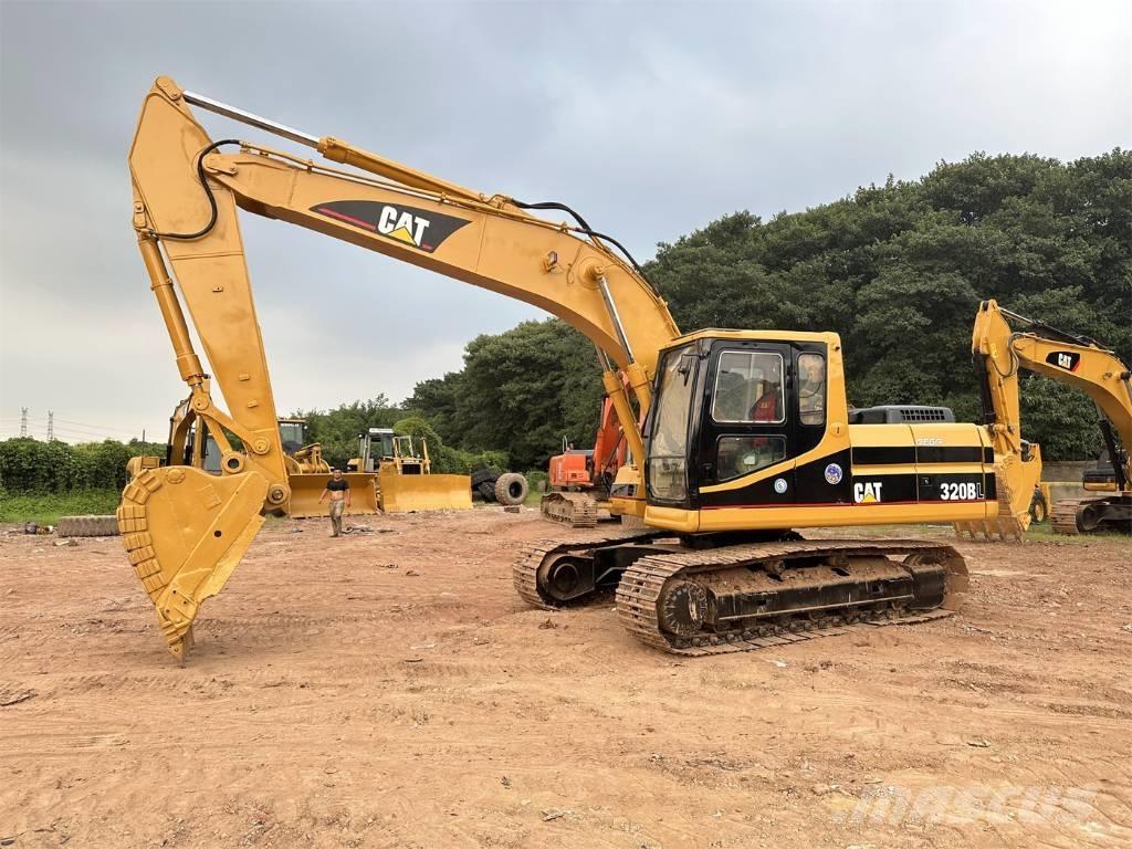CAT 320 B Beltegraver