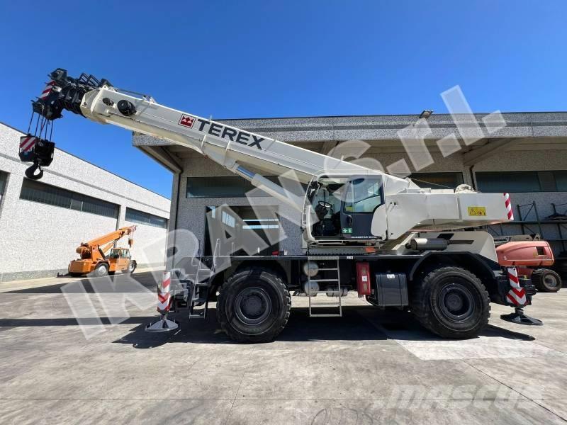 Terex Quadstar 1075L Røff terreng kraner