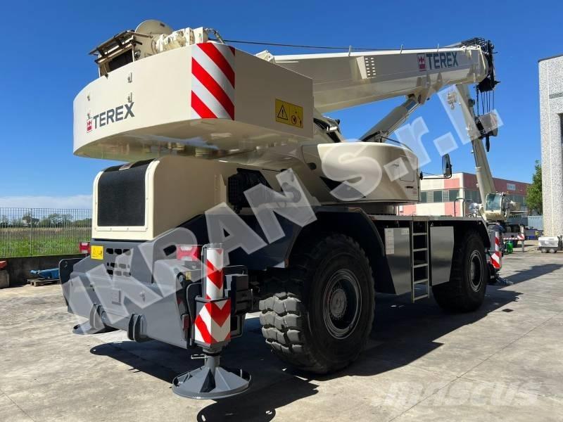 Terex Quadstar 1075L Røff terreng kraner