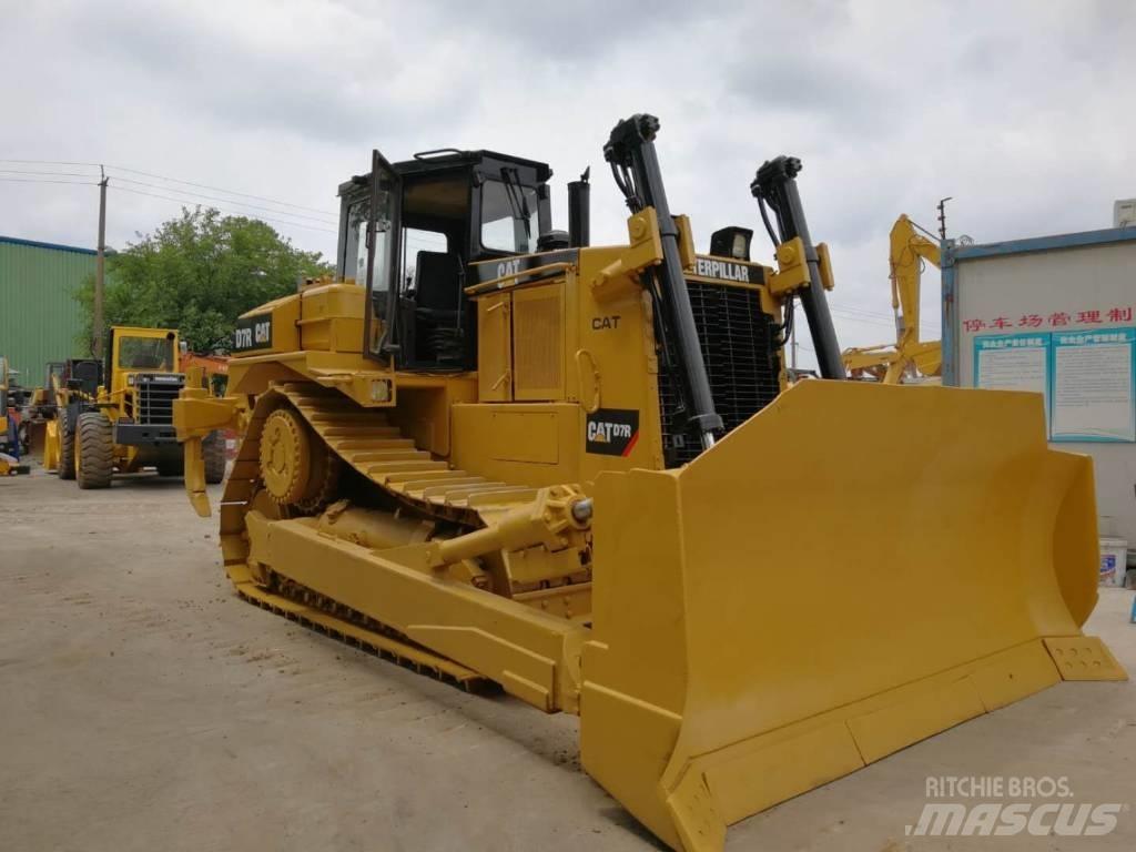 CAT D 7 R Dozere Beltegående