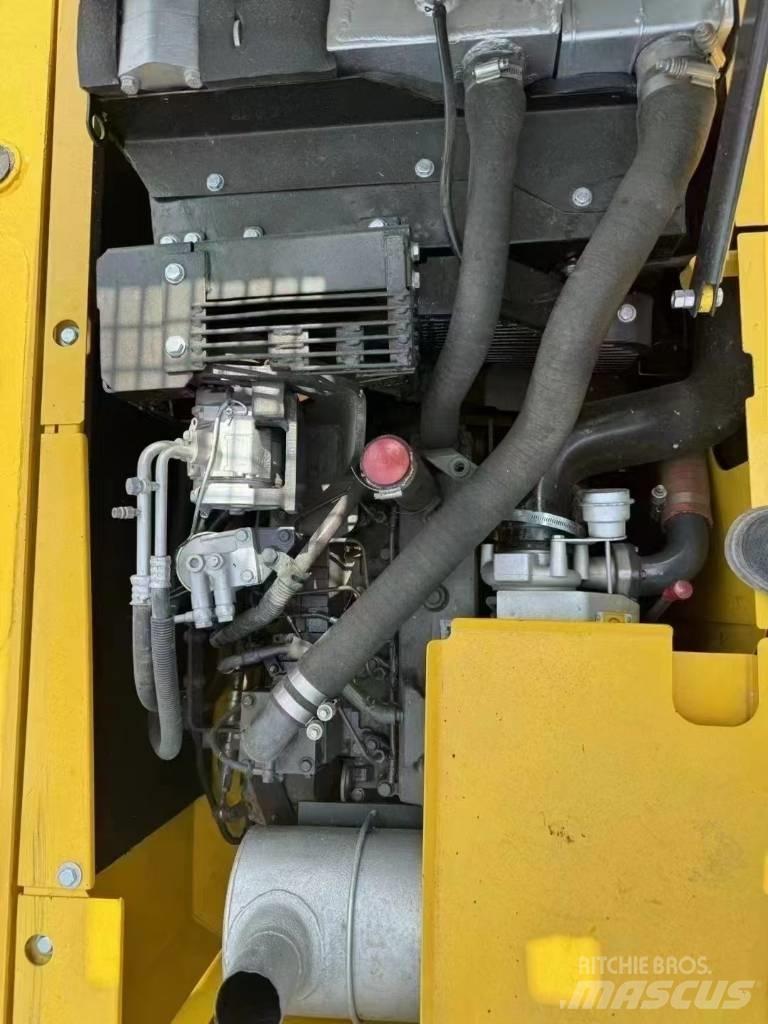 Komatsu PC 130 Beltegraver