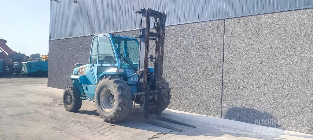 Manitou M 26.4 Terrenggående gaffeltruck