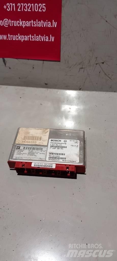 MAN TGA.  81258106000 Lys - Elektronikk